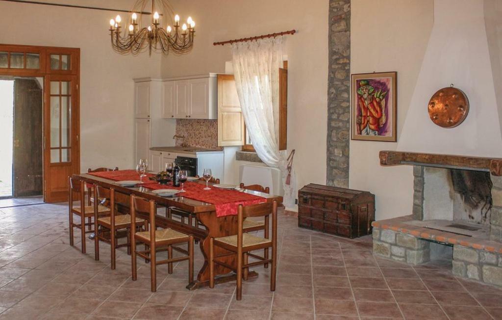Agriturismo Il Bardellino ฟิวิซซาโน ภายนอก รูปภาพ